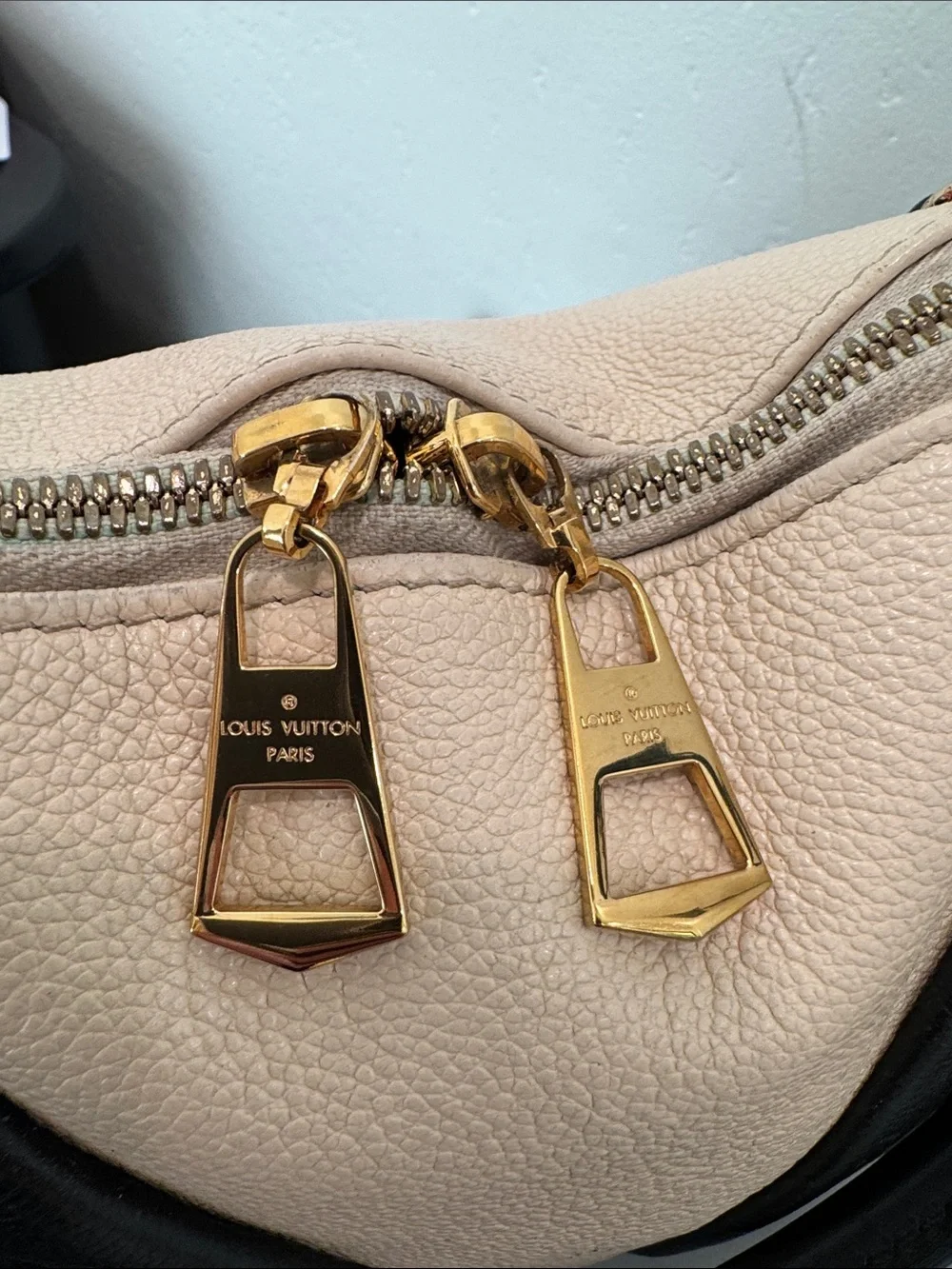 Louis Vuitton Monogram Empreinte V BB tote - Picture 6 of 8